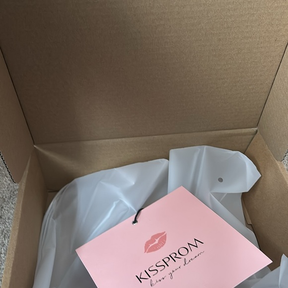 KissProm pink hoco dress size 2 - Picture 3 of 3